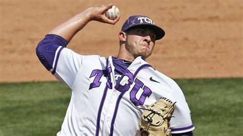 ex tcu closer hunting when astros invited to spring