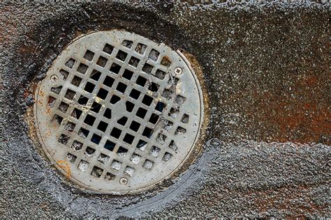 stop sewer smell  basement openbasement