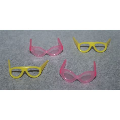 my favourite doll glasses 2 pairs of pink and yellow