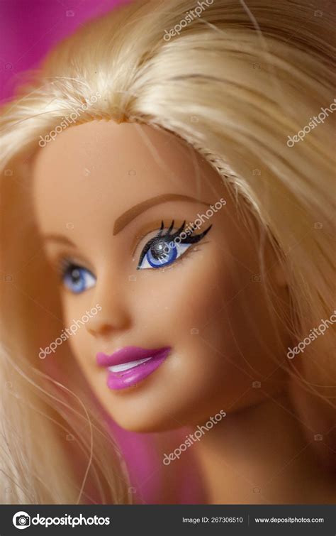 barbie doll 2000s lordwizard