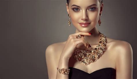 Premium Photo Portrait Of Young Gorgeous Woman Dressed In A Jewelry