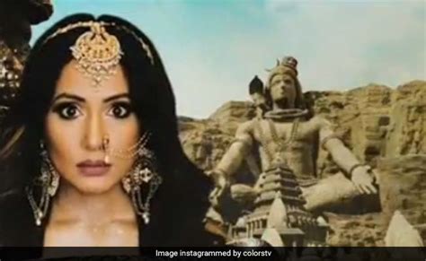 Naagin 5 Teaser Hina Khan S Fans Can T Wait To See Her Back On Screen