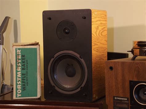 rsl magnificent bookshelf speakers raudiophile