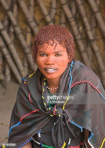 zulu girls photos et images de collection getty images