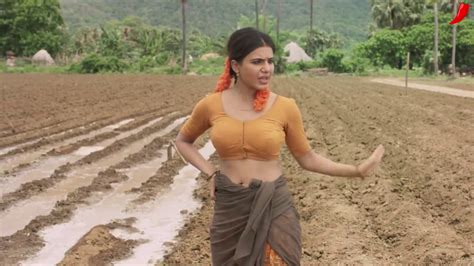 Samantha Ruth Prabhu Cleavage Scene From Movie Rangasthalam Youtube