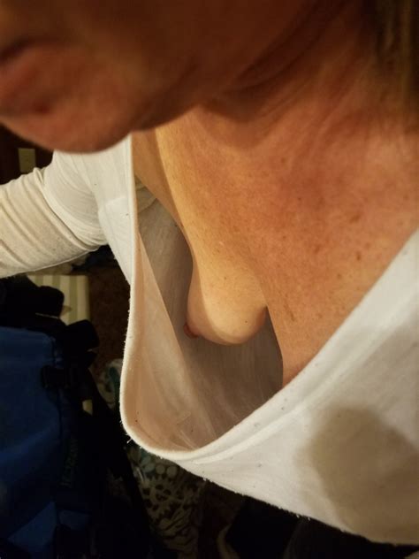 Mature Downblouse Handsomegreg