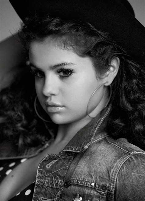 V Magazine Selena Gomez Photo 38156565 Fanpop