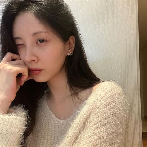 Seohyun Greets Fans With Her Lovely Selfies Wonderful Generation