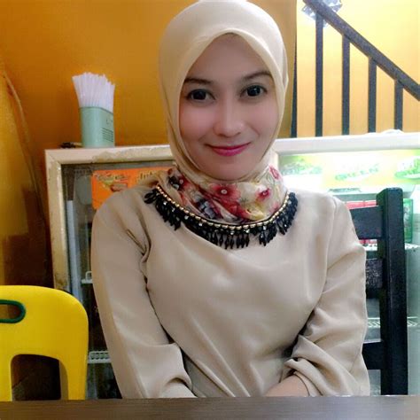 hijab cantik and manis jilbabjelita twitter