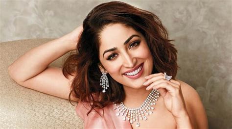 yami gautam biography age height weight affairs religion and more