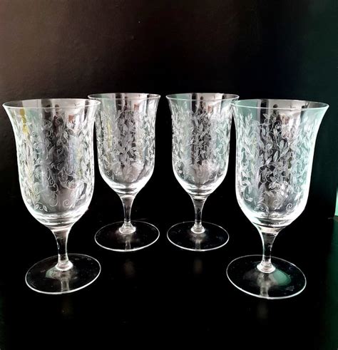 Elegant Glass Blown Glass Etched Glass Large Iced Tea Or Wine Goblets