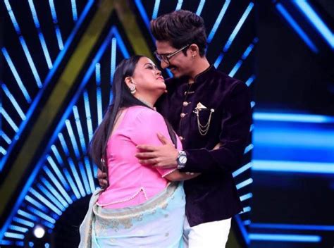 bharti singh husband haarsh receive backlash  sharing loved  pictures writer hits