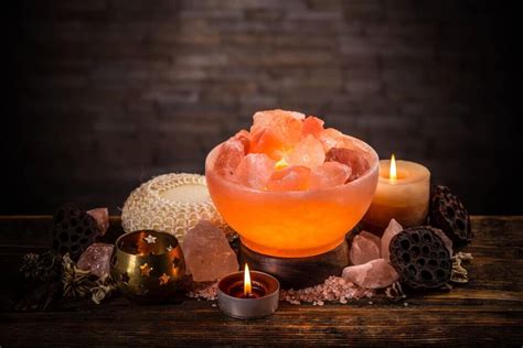 5 Benefits Of Having Himalayan Salt Lamps In Your Home