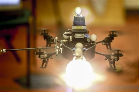 drone lighting uavs    photographers  friend engineeringcom
