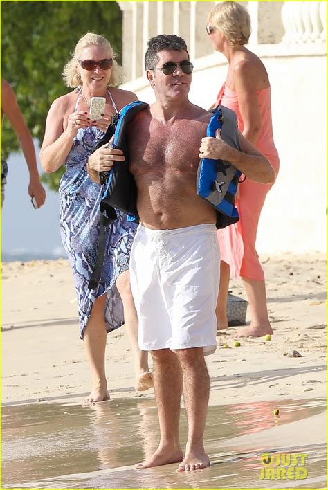 full sized photo of shirtless simon cowell draws large female crowd at the beach 08 photo