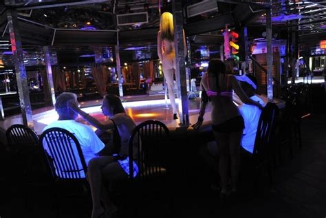 21 revealing photos from inside tampa s most famous strip club