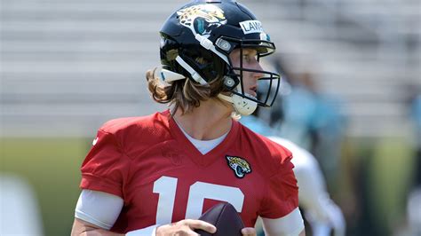jaguars qb trevor lawrence  perfect  red zone