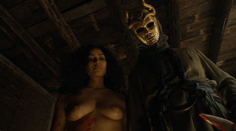 meena rayann nude full frontal and emilia clarke not nude but hot game of thrones 2015 s5e1