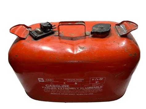 johnson evinrude omc  gal gas fuel tank assembly  vintage steel tank ebay