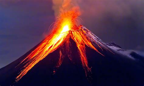 de los volcanes mas peligrosos de la tierra corre