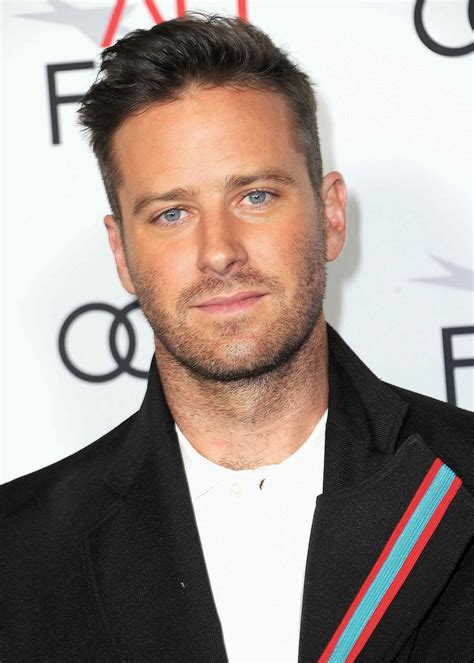 Armie Hammers Tan ‘n Trim Celebrity Haircuts Haircuts For Men Mens