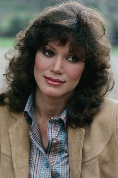 still of pamela hensley in matt houston 1982 minas que me alteran las hormonas hormonas y