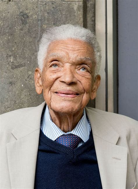earl cameron bond s thunderball actor dies at 102