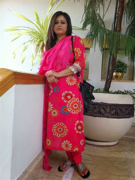 europe fashion men s and women wears beautiful pakistani home made desi hot girls fashion
