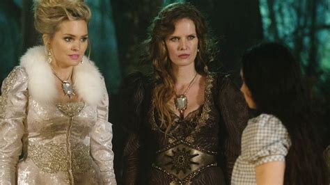 Once Upon A Time Glinda And Zelena Meet Dorothy Ign Video