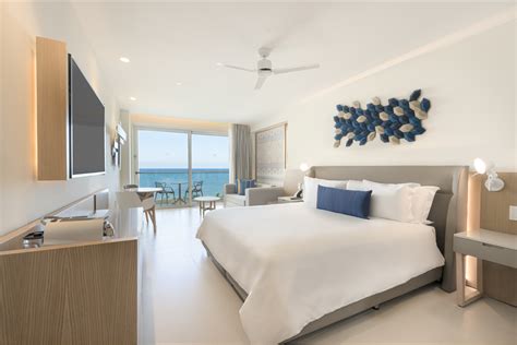 luxury accommodations royalton splash riviera cancun