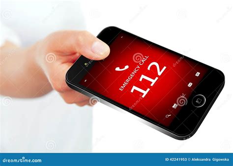 hand die mobiele telefoon met alarmnummer  houden stock afbeelding image  achtergrond