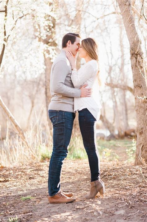 Featured Engagements Kaylee And Jake Engagement Photo Outfits Fall
