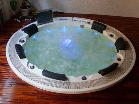 Sex Sunrans Balboa System Round Hot Tub Sr831 For 5 Person