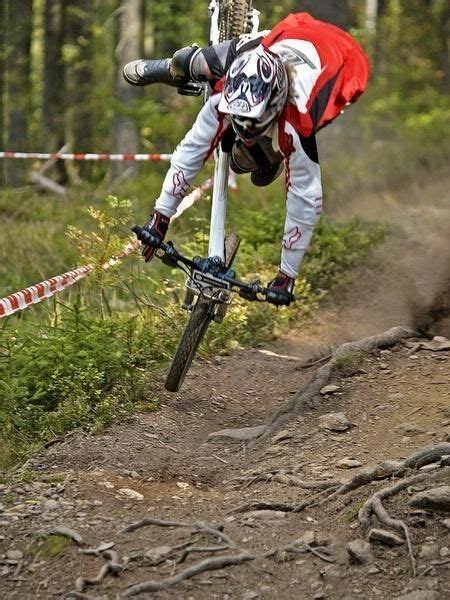 35 best bike falls images on pinterest bicycling bicycles and bicycle