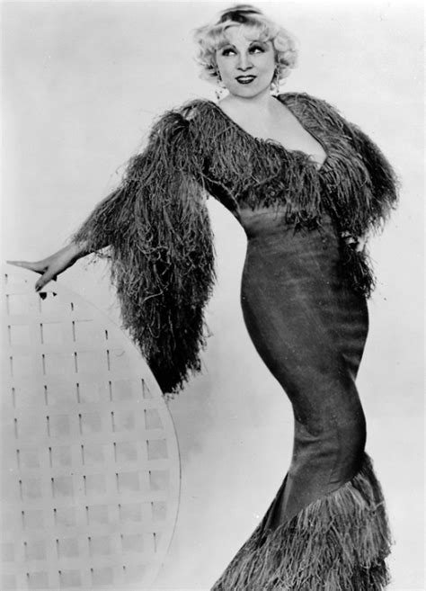 mae west 1930 s old celebrities iconic movies golden