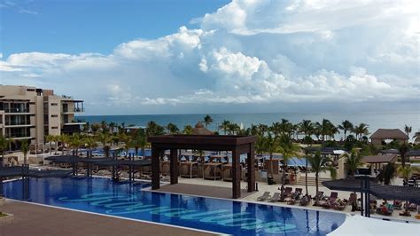 royalton riviera cancun luxury resort save  luxury