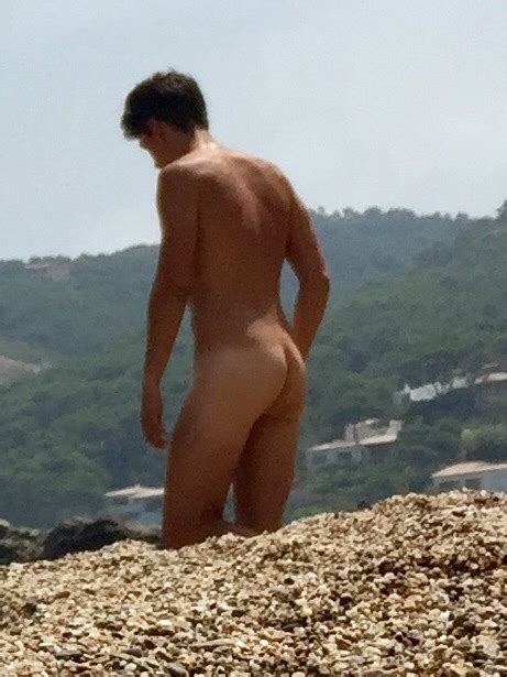 Sexy Guy Naked Ass Beach Spycamfromguys Hidden Cams