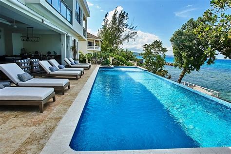 This Spacious Villa Offers The Attraction Of A Tropical Beachfront