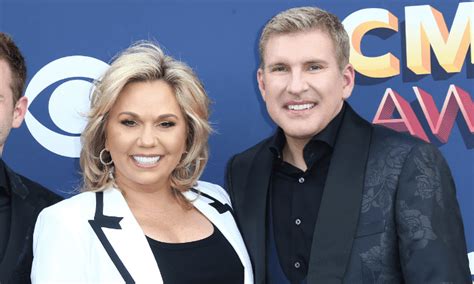 todd chrisley says daughter lindsie cheated on her husband will campbell with 2 former