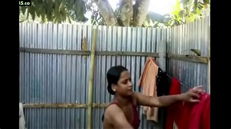 bangladeshi sexy girl full naked bathing selfie for bf