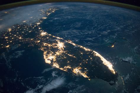 incredible image  florida  night  space business insider