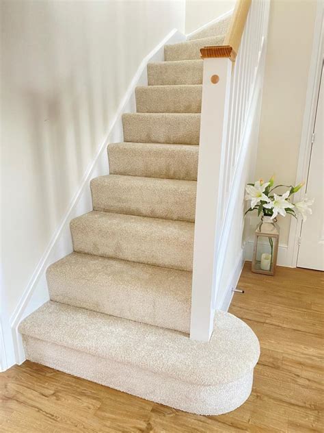guide    stair carpet sargeant carpets