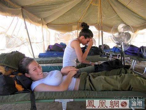 female soldiers and paramilitary police fetish porn pic