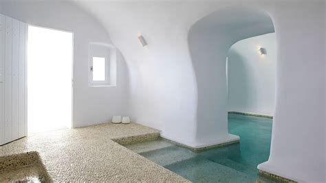 kirini santorini hotel minimalist luxury