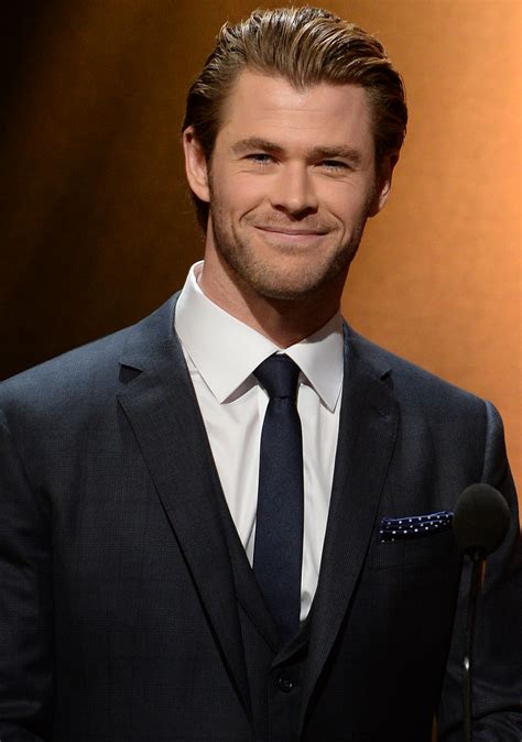 chris hemsworth named people s ‘sexiest man alive