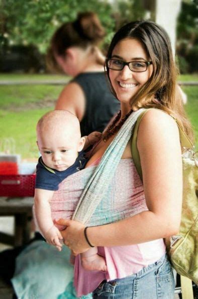 this brave breastfeeding photo is taking the internet by storm here s