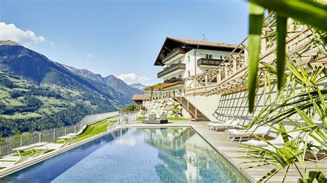 hotel alpin smart lifestyle scena schenna holidaycheck suedtirol italien