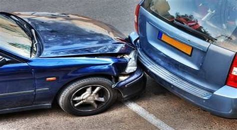 klaim asuransi mobil  risk aca  benar zonkeu