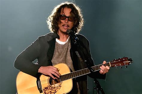 911 call and documents from night of chris cornell s death released