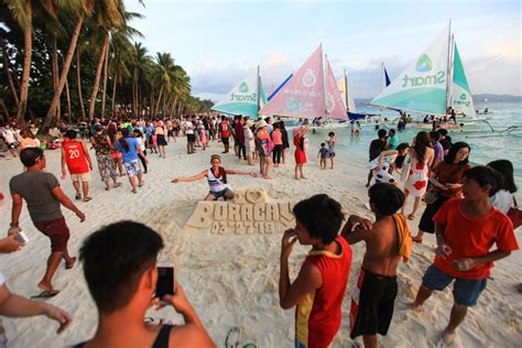 ‘new Jobs For Over 1t Boracay Informal Workers By April 27